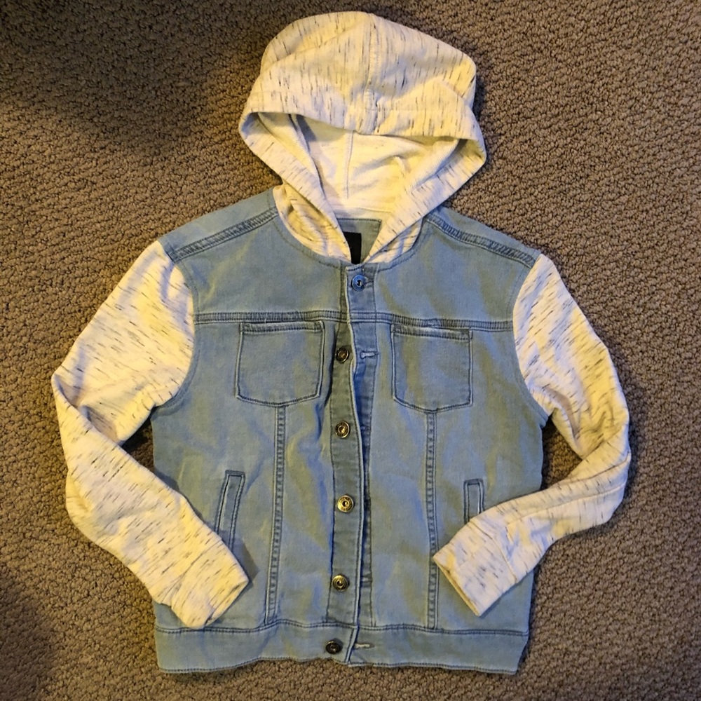 Boys ***SET** jacket + sweats set -Size M 8/10
